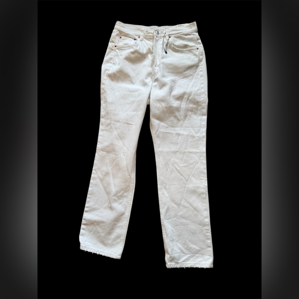Women's Zara brand new with tags White Jeans size 8 ,high rise,straight